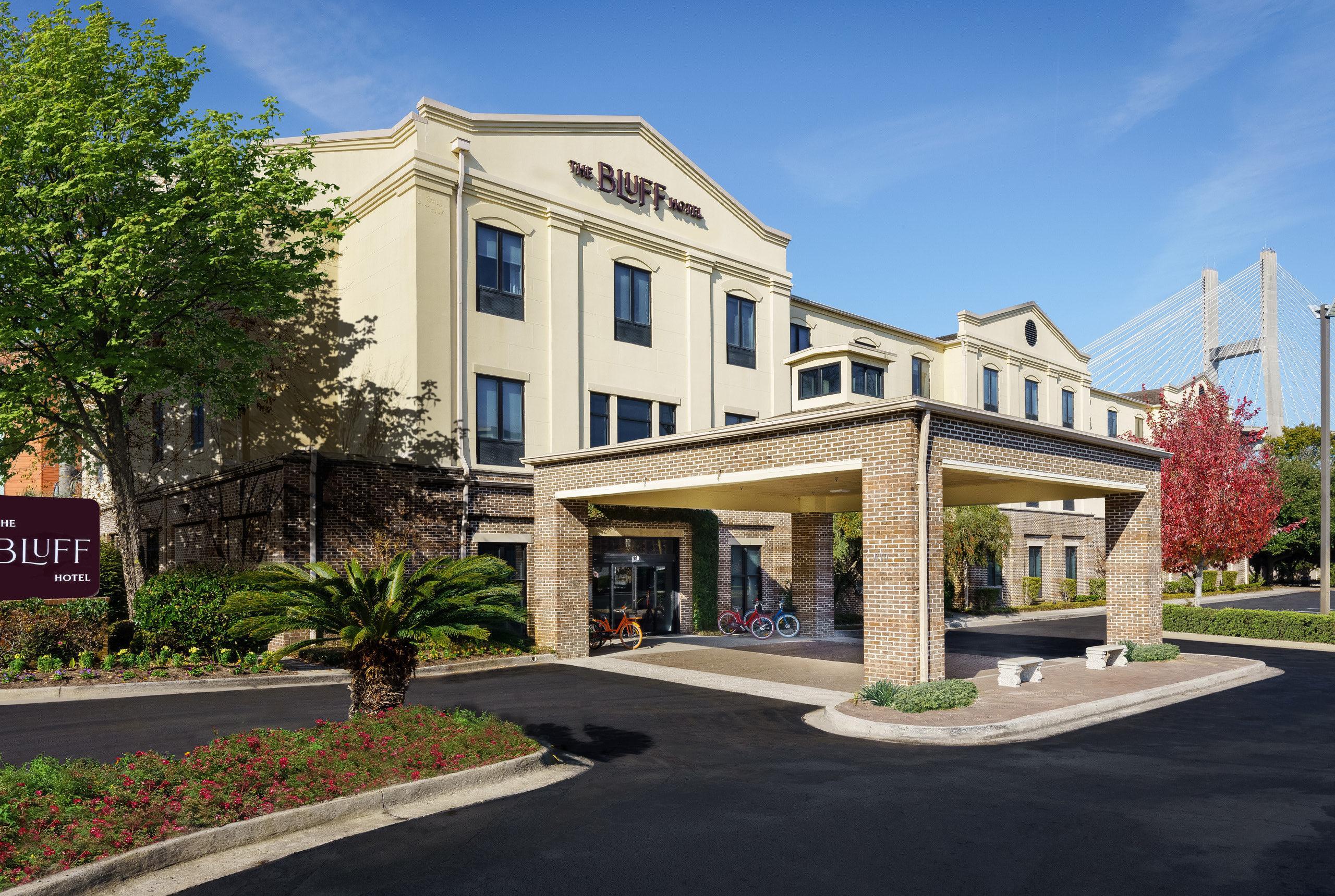 The Bluff Hotel Savannah, Tapestry Collection By Hilton Bagian luar foto