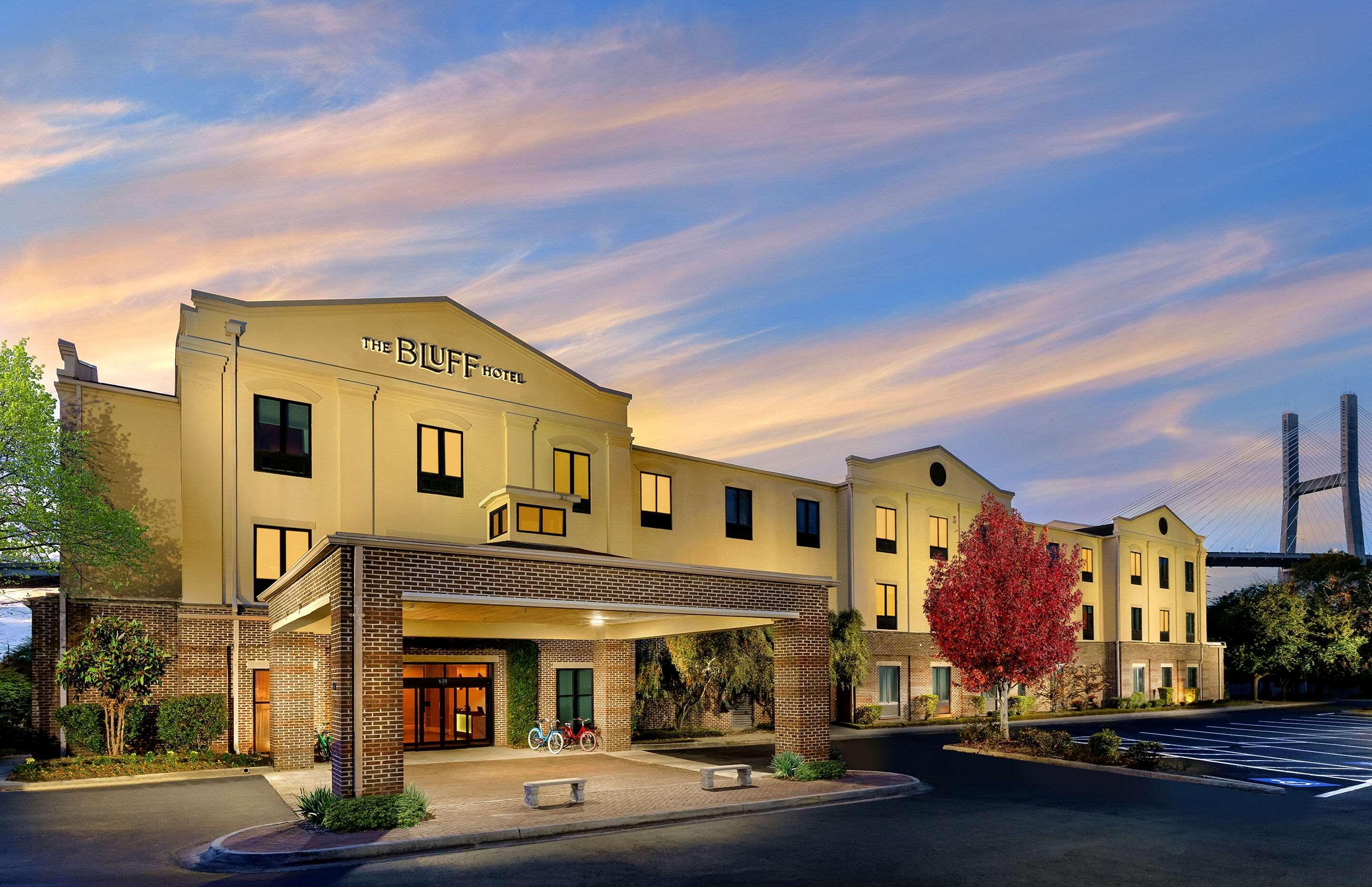 The Bluff Hotel Savannah, Tapestry Collection By Hilton Bagian luar foto
